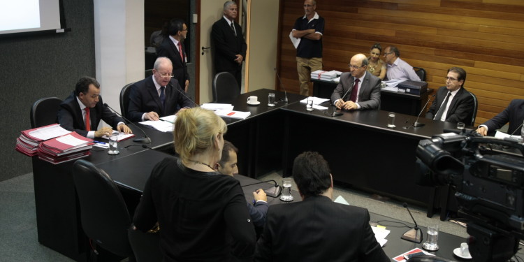 COMISSÃO DE FINANÇAS BASE