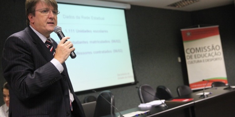 DESCHAMPS PMDB PRESSÃO