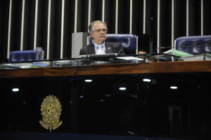 Plenário do Senado durante sessão deliberativa ordinária. À mesa, Senador Dalírio Beber (PSDB-SC) preside sessão. Foto: Jefferson Rudy/Agência Senado