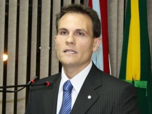 Márcio Schiefler Fontes