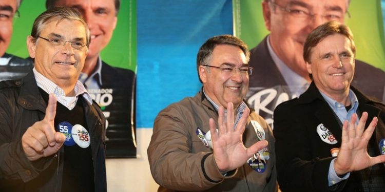 Moreira-Colombo-e-Dário