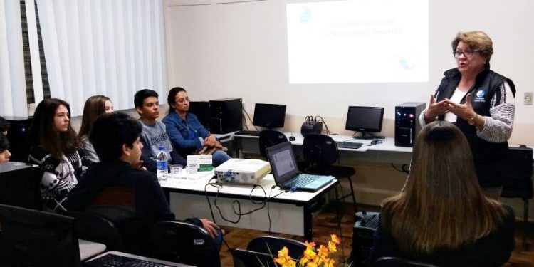 Mercado de trabalho