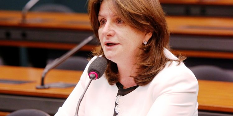 Carmen Zanotto idosos